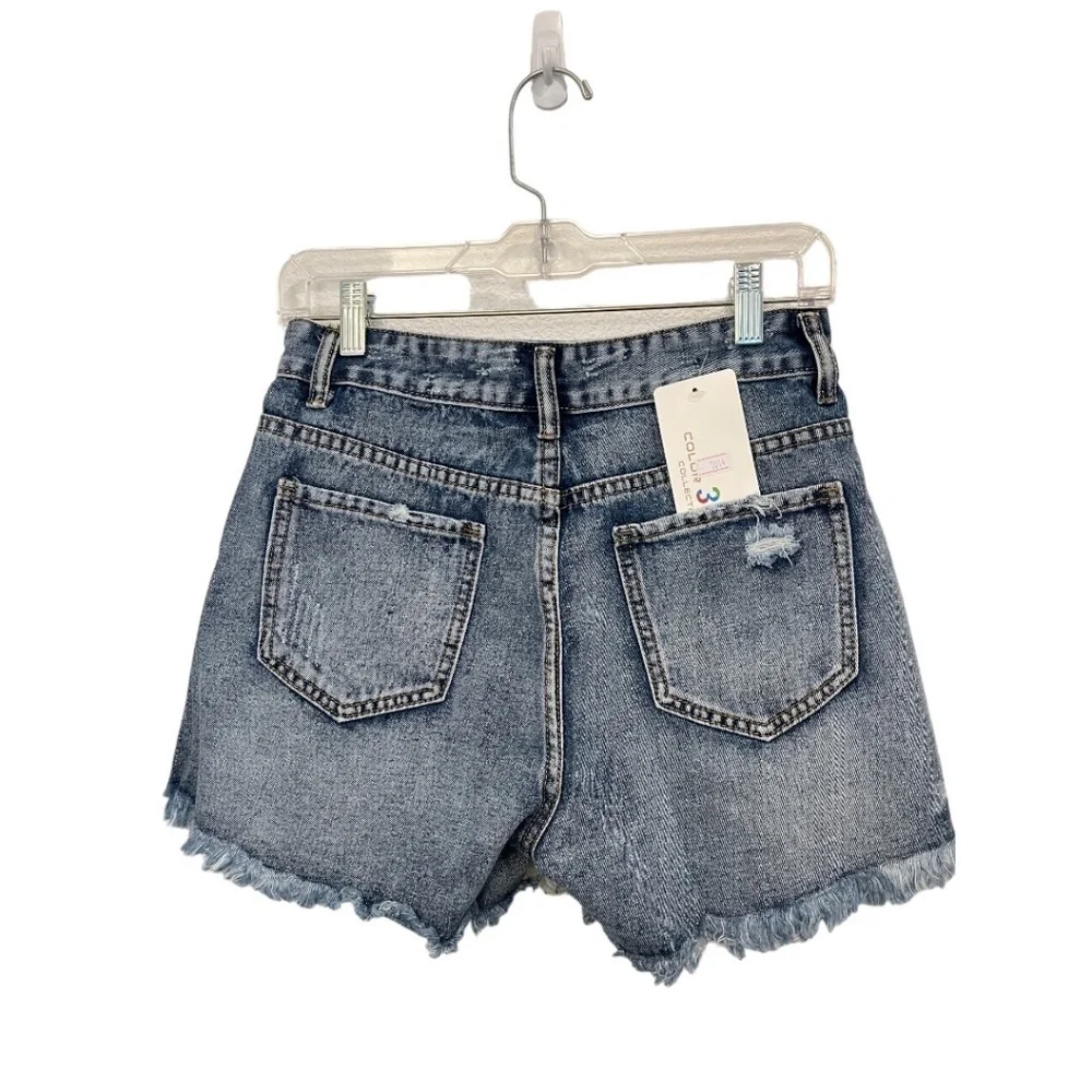 Distressed Button Front Denim Jean Shorts Raw Hem Size Large NWT - Picture 3 of 4